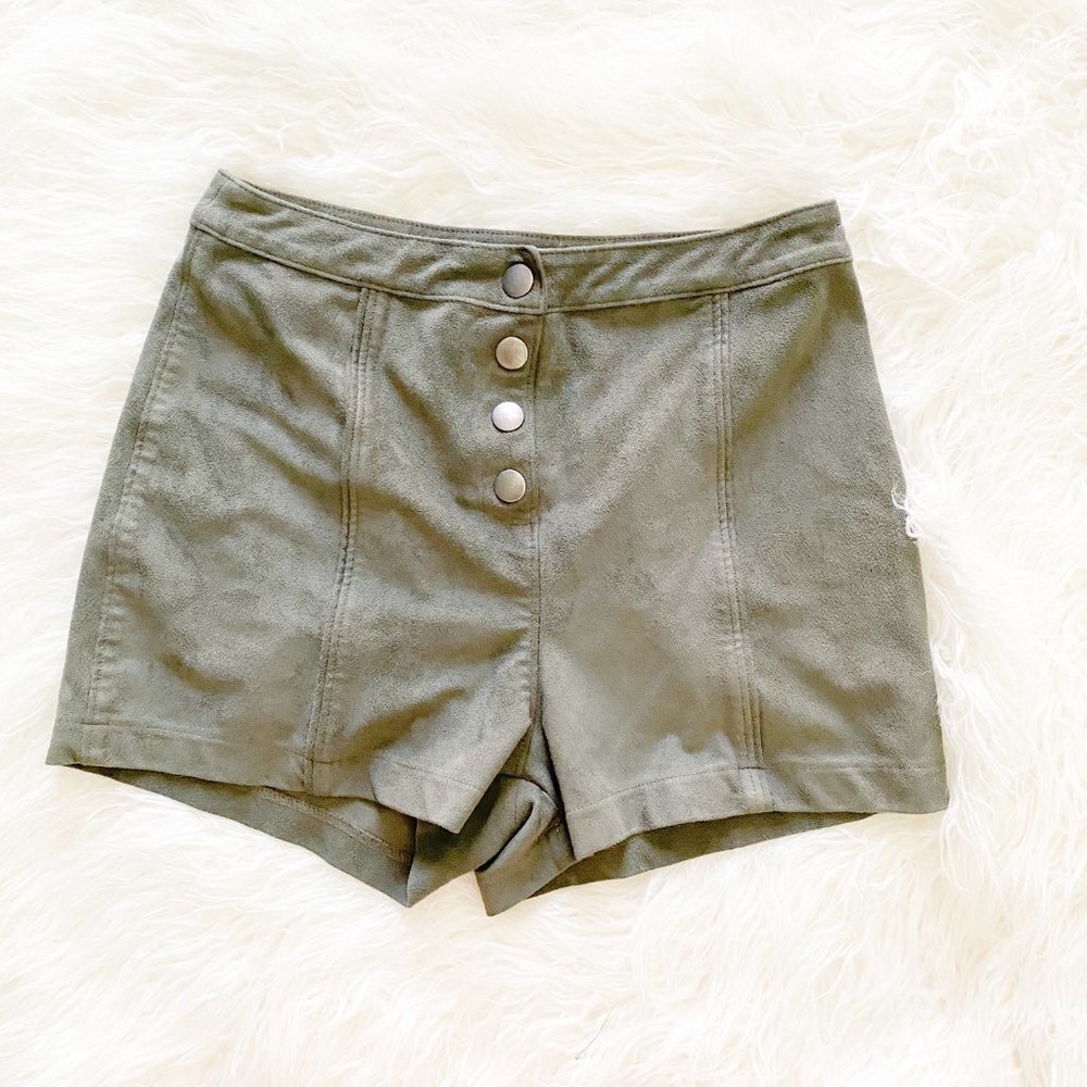 ⭐️ ABERCROMBIE & FITCH Olive Green Suede Shorts Size 0
